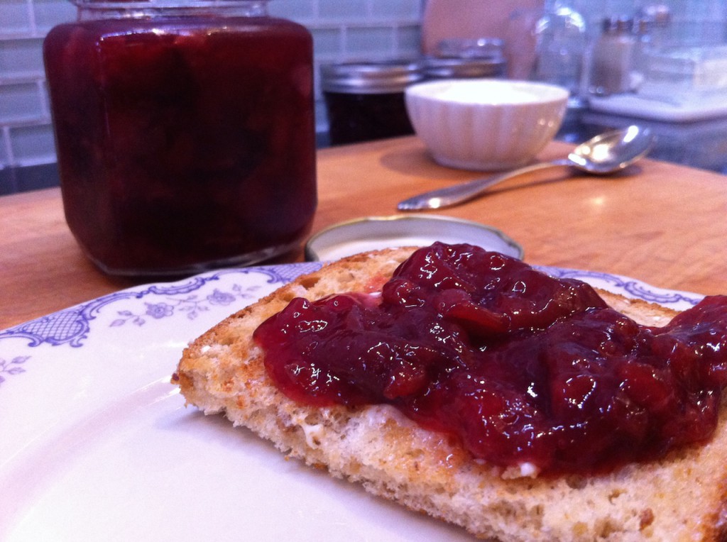 I never get tired of making things into jam!